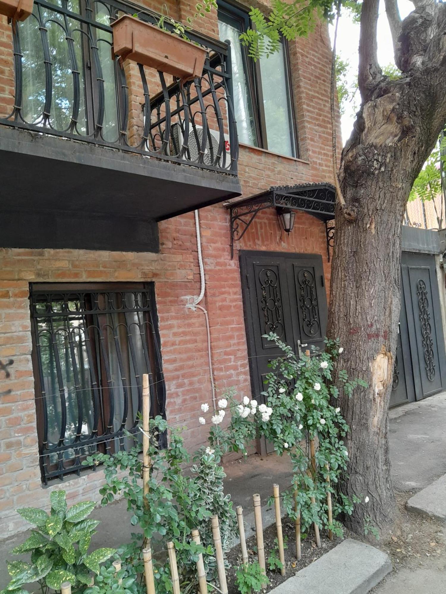 Sunflower Hotel Tbilisi Exterior foto